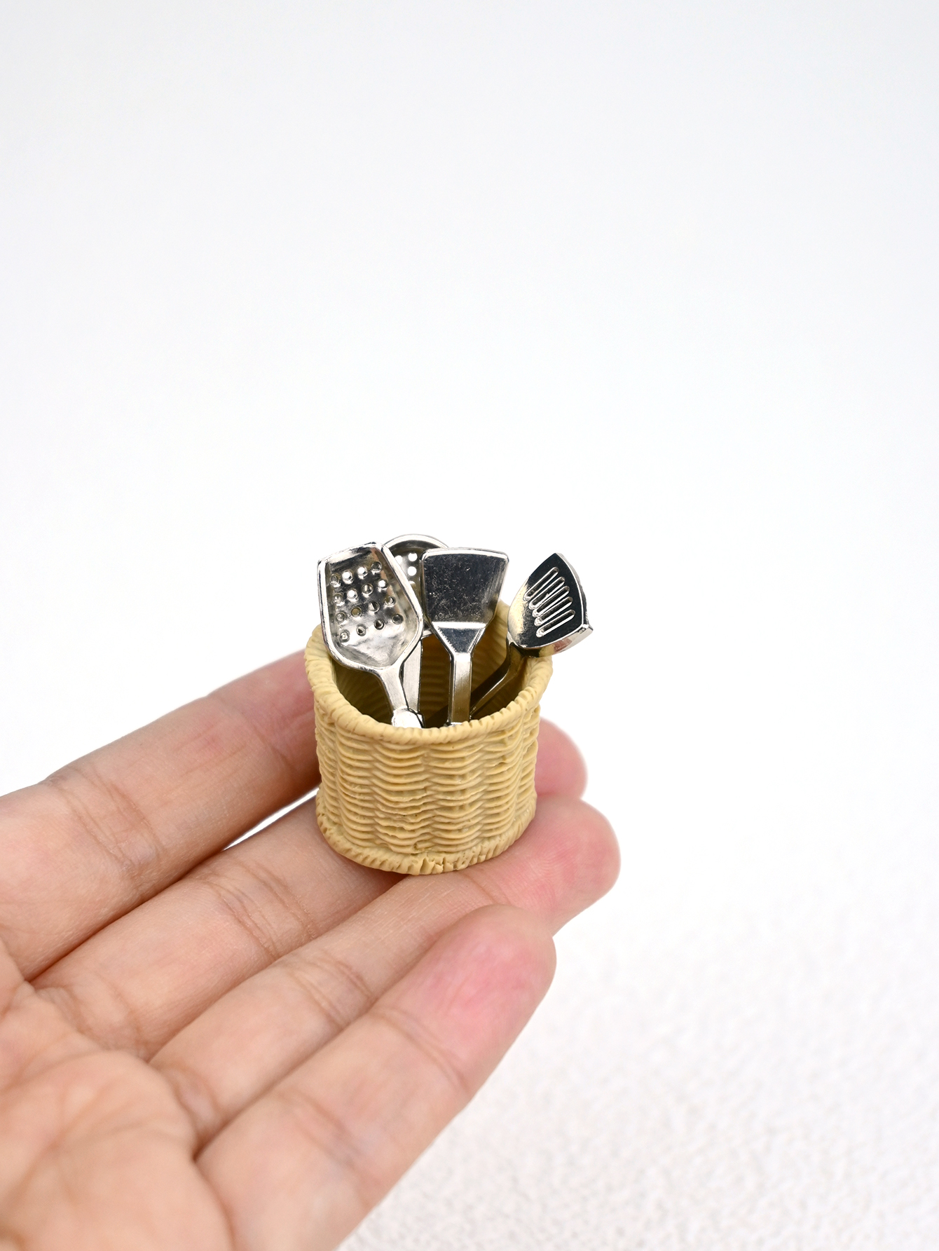 Miniature Baking Kitchen - Un set di quattro utensili da