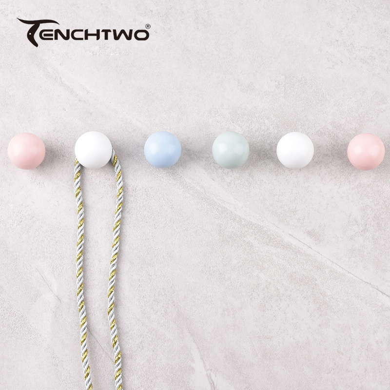 Gancio rotondo in ceramica gan - Kitchen Q recensione e prezzo