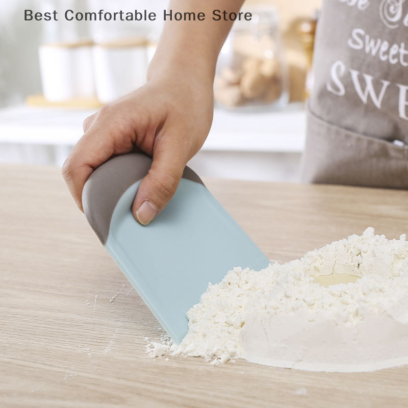 Taglierina per pasta da forno  - Kitchen Baking Necessities recensione e prezzo