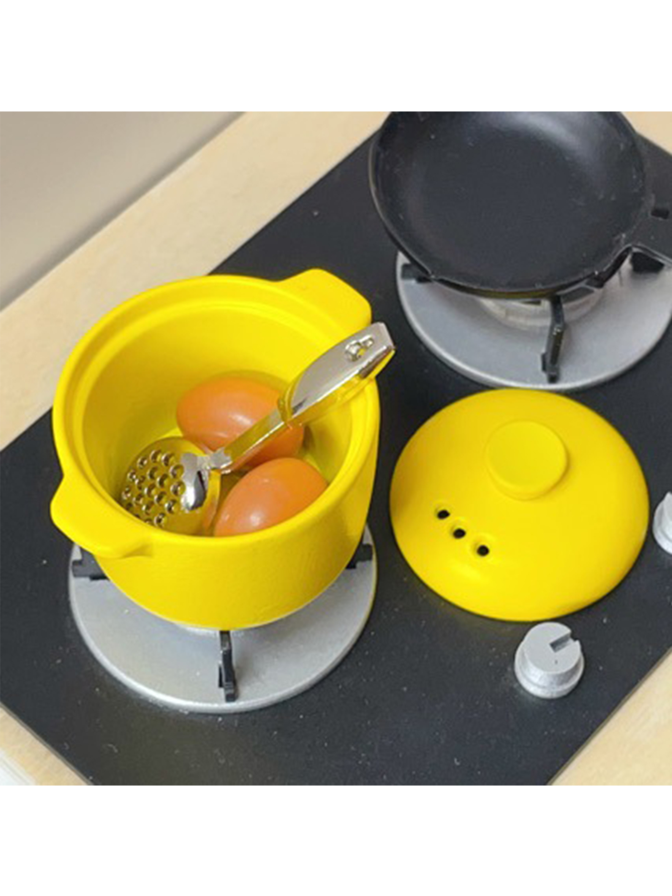 Un set di quattro utensili da  - Miniature Baking Kitchen recensione e prezzo